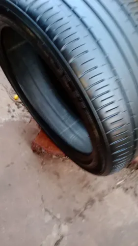 Pneu bom estado