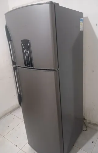 Geladeira inox frostfree