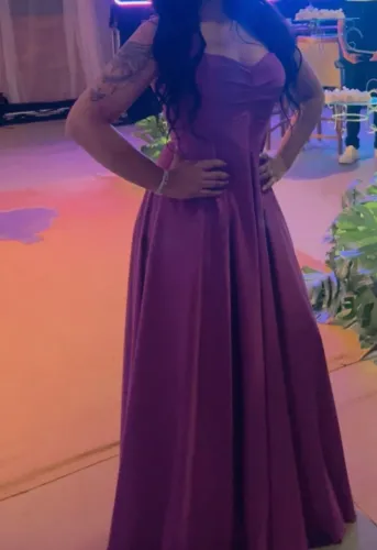 Vestido Tam M cor Fúcsia usado só uma vez