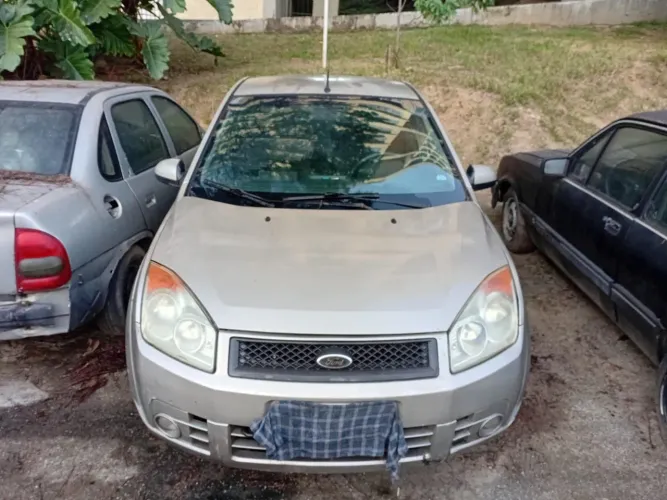 Ford Fiesta Sed. 1.6 8V Flex 4P 2008