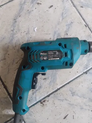 Furadeira Philco funcionando perfeitamente