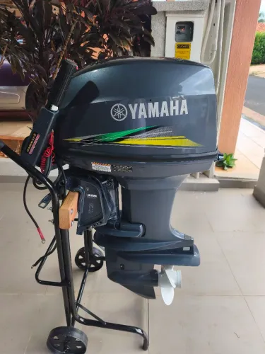 Motor de Popa 40 HP Partida Elétrica 2023