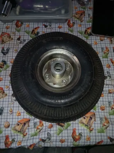 Pneu pra carrinho