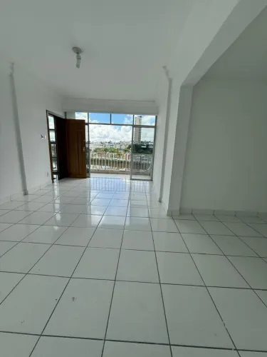 APARTAMENTO AMPLO NA AV. BEIRA RIO - LOCALIZAÇÃO PRIVILEGIADA!