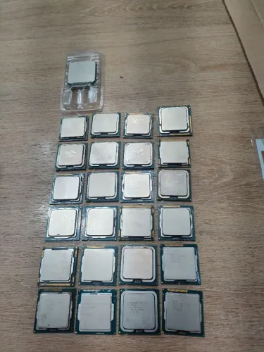 Pack 25 processadores (CPU).