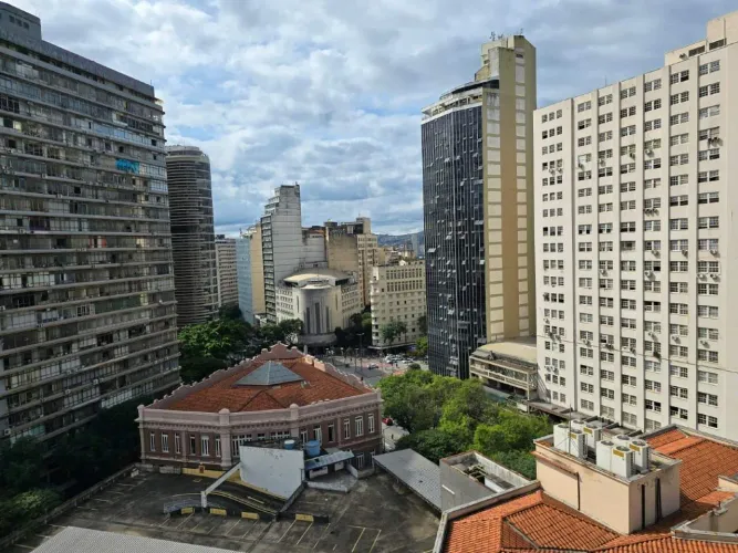 COBERTURA LINEAR A VENDA PX PRAÇA SETE, IDEAL AIRBNB, PRÉDIO USO MISTO