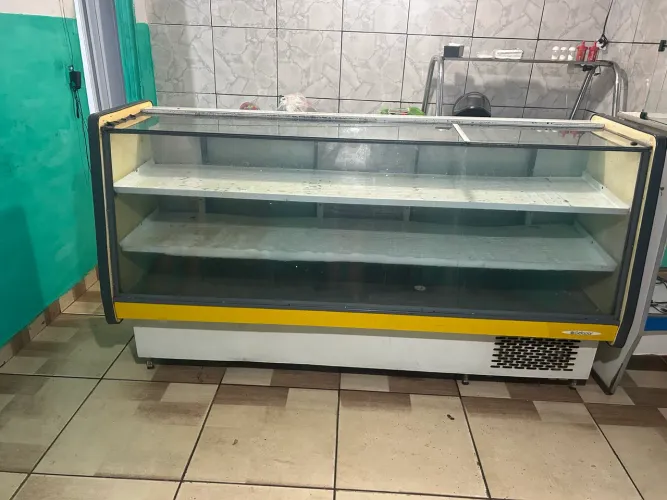 Freezer expositor
