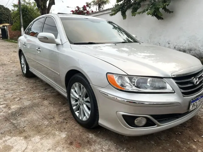 Hyundai Azera GLS 3.3 V6 24V 4P Aut. 2011