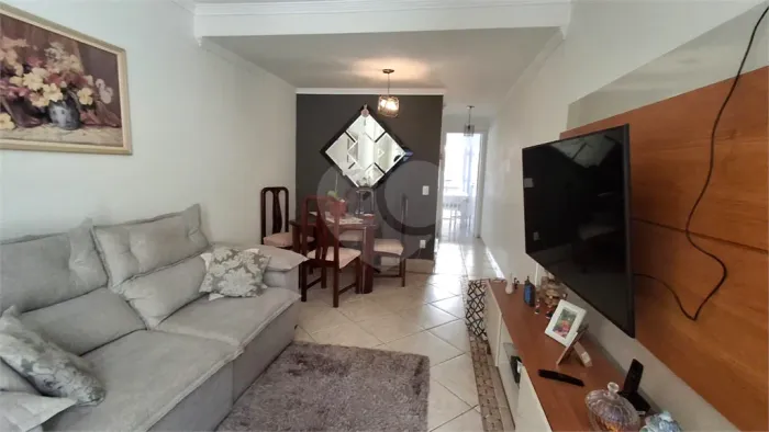 Sobrado com quintal grande e 2 quartos á venda no Campo Belo, São Paulo - SP