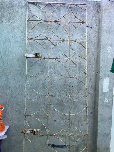 Vendo um portão