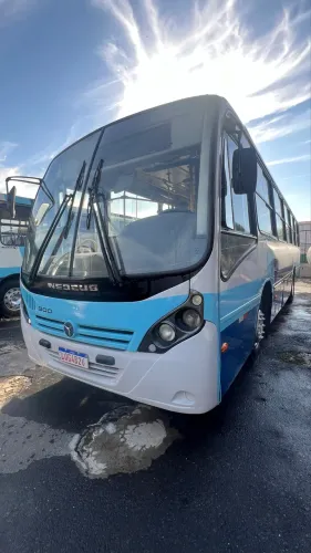 ÔNIBUS NEOBUS CURTO 2011/11