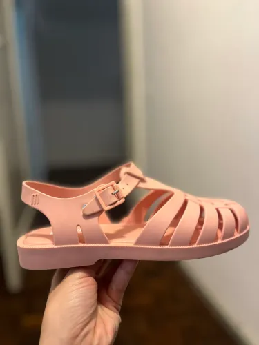 Melissa Original 33/34 - Pouquíssimo usada!