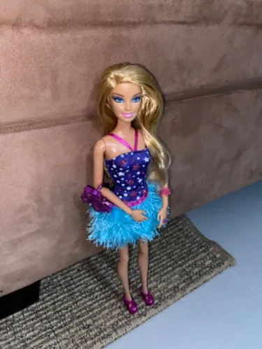 Barbie fashionista Rara balada