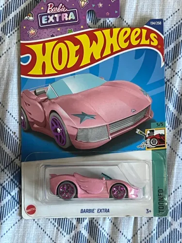 Barbie extra rosa e prata hot wheels 