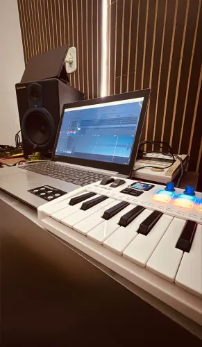 GRAVAÇÃO DE MÚSICA E SINGLE