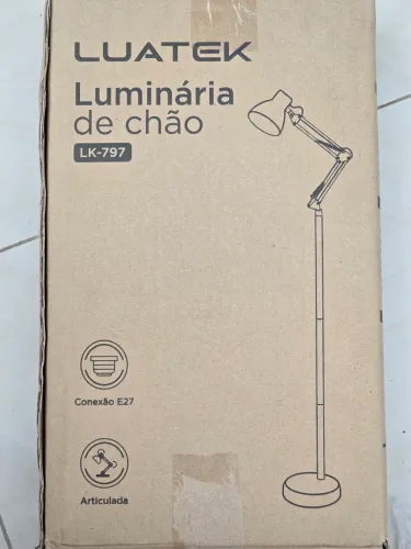 Vendo luminária de chão branca