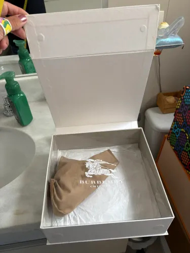 Caixa Burberry children - 25x25cm