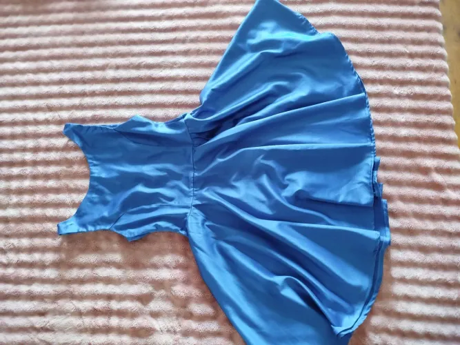 Vestido para 15 anos, azul, curto.