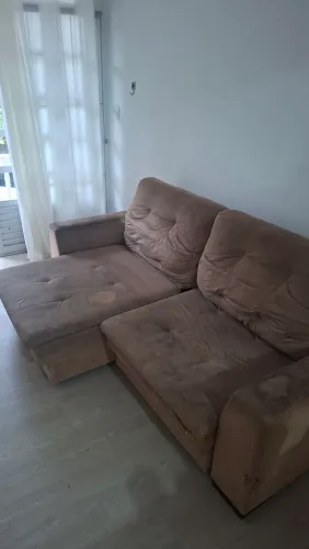 Sofá retratil em suede