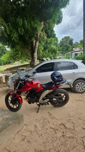 MOTO YAHAMA FZR 250 TROCO +$