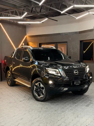 Nissan Frontier Plati. CD 2.3 Bi-TB Dies.aut. 2024