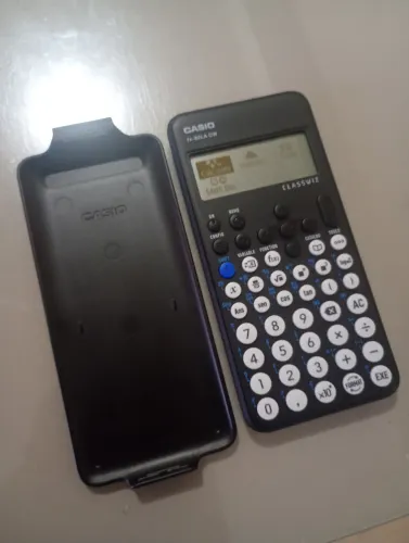 Calculadora Científia Casio fx-82LA CW Preto.<br>