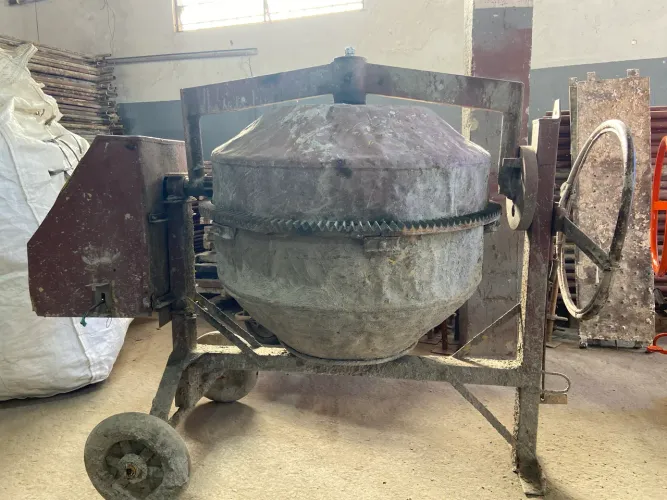 Betoneira 400L