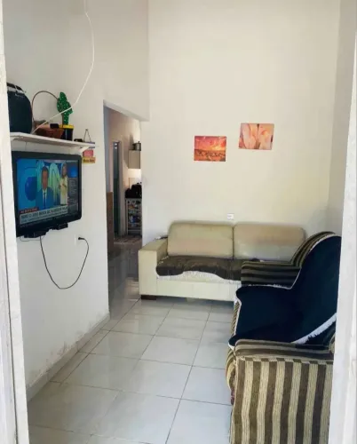 Vende-se casa no Una CF