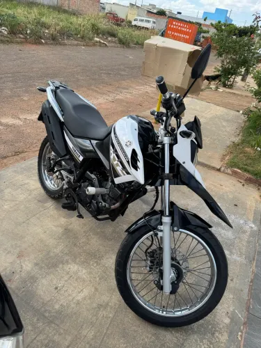 XTZ Crosser 150 completa com abs