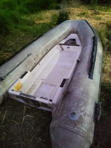 Bote inflável 