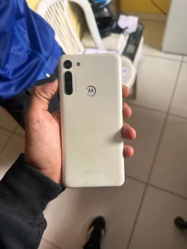 Motorola moto G8 