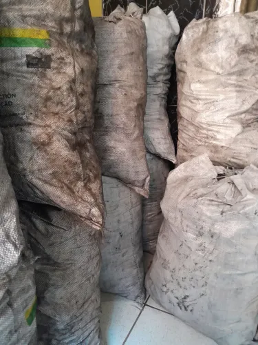 Vendo carvão