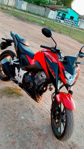 Pra vender rápido <br>R$ 24 mil ja emplacada <br>Total 27090km rodad
