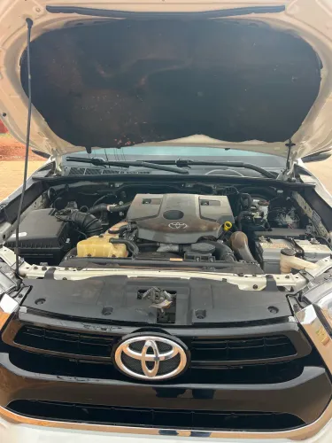 Toyota Hilux CD 4X4 2.8 Diesel Mec. 2022