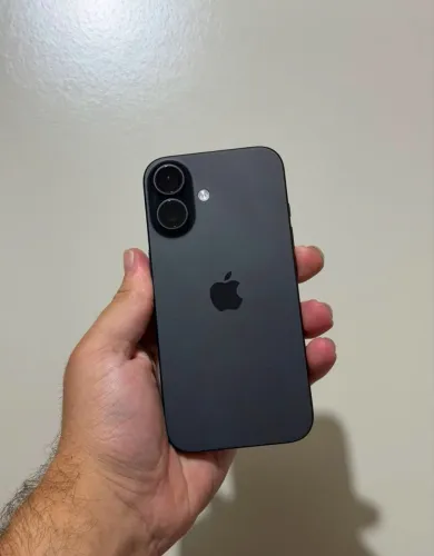 iPhone 16 128gb preto 