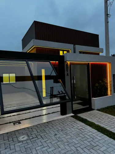 CASA ALTO PADRÃO EM CURITIBA 