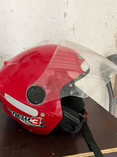 Capacete vermelho Tam: 58