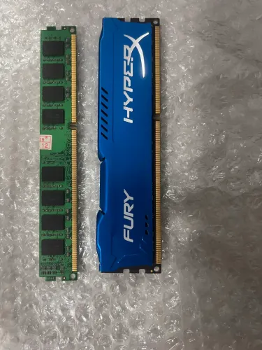 Memória RAM 8GB DDR3 1600MHz Kingston HyperX Fury Azul 