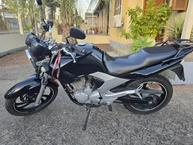 YAMAHA FAZER 250 2010