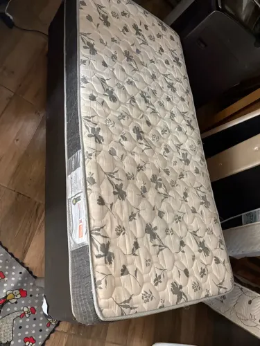 Cama solteiro 