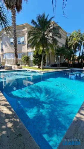 CASA EM CONDOMÍNIO - TAMBORÉ - SP