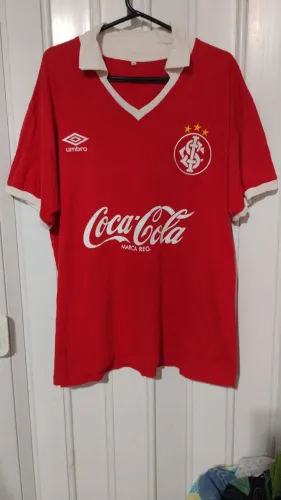 Camisa internacional retrô tamanho M 