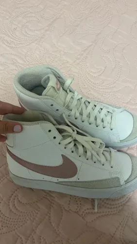 Vendo Tênis Nike Blazer Mid N° 36 Original, foi usado Apenas 3 vezes