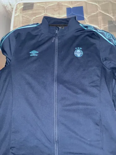 Blusa de Frio do Grêmio Original Umbro Tam. G?