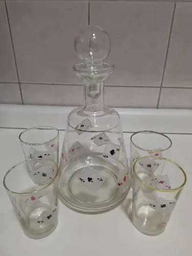Jogo de Licor com Estampa de Baralho