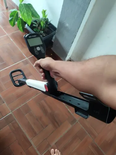 Detector de metais impermeável Go fin