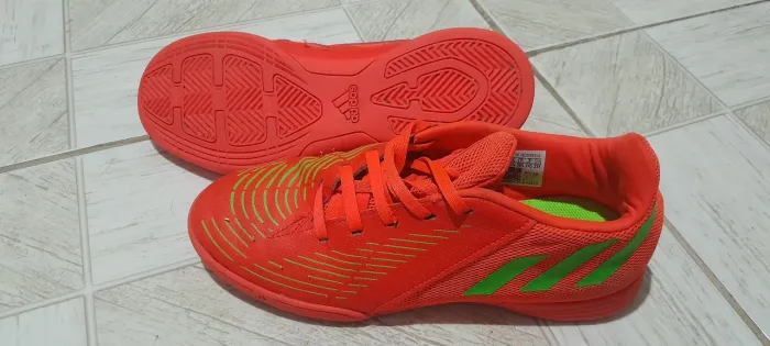Chuteira original da ADIDAS