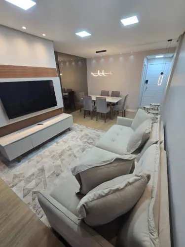 Apartamento completamente mobiliado com 2 quartos + 1 escritório - Rua 3 sul