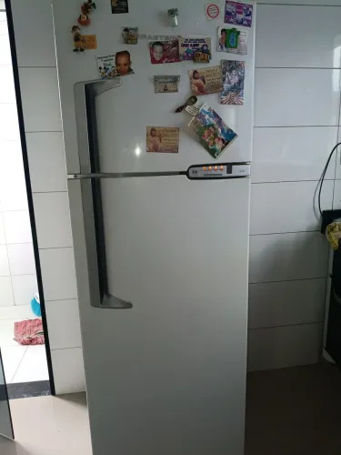 Vendo geladeira da Brastemp 