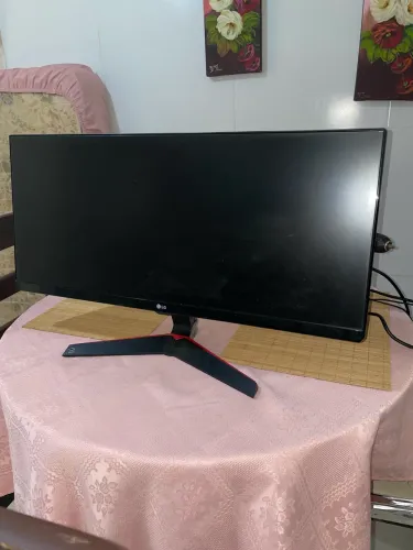 Monitor LG pra vendo logo